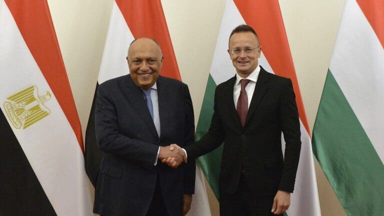 Péter Szijjártó Holds Talks with Egyptian Counterpart