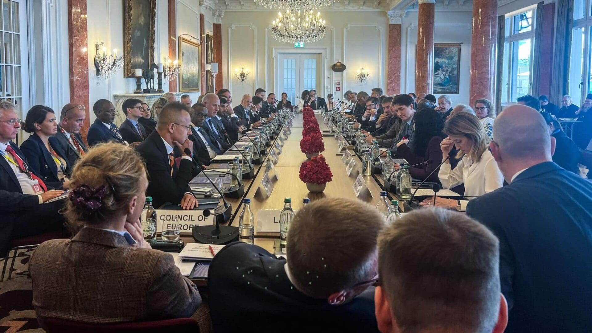 Péter Szijjártó (at the table, second from left) at the Ukraine peace summit in Switzerland on 16 June 2024