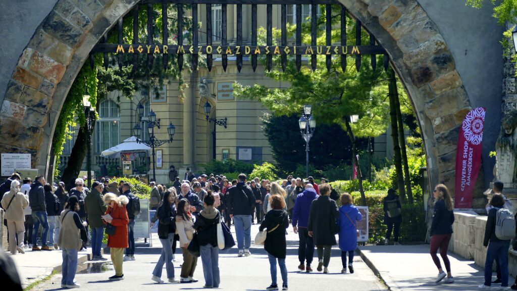 Tourists at the entrance of the Vajdahunyad Castle in Budapest photographed on 25 April 2024