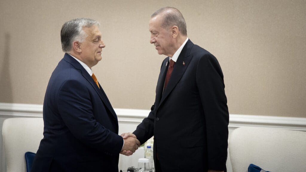 Viktor Orbán (L) and Turkish President Recep Tayyip Erdoğan shake hands in Washington, D.C. on 10 July 2024 before discussing the Russo–Ukrainian war.