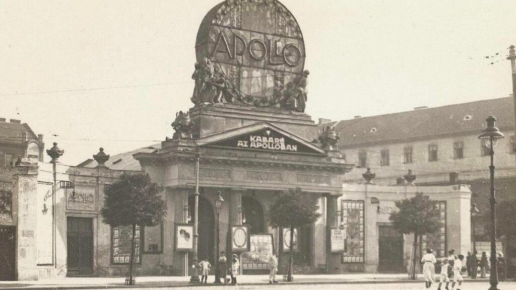 The Apollo Film Theatre in Budapest in 1915