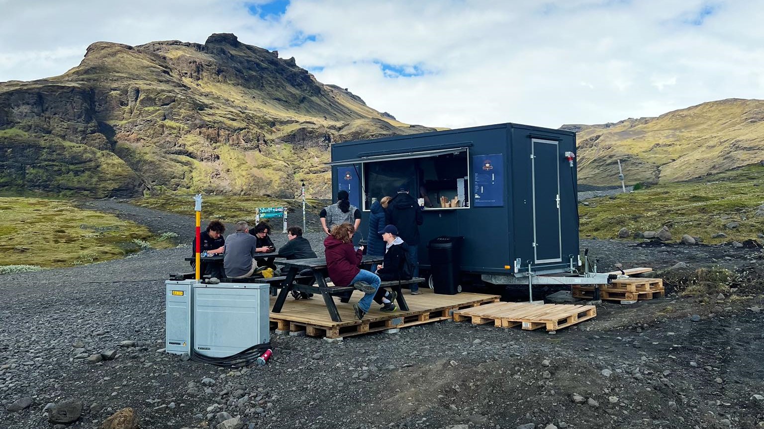 Selling Lángos at the Foot of an Icelandic Glacier — The Story Behind the Hungarian Street Food Truck ‘Lángos Factory’