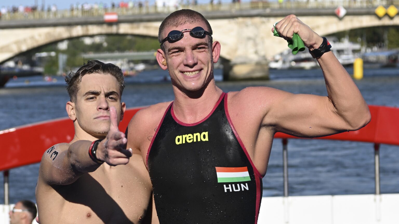 Hungarian Duo Triumphs in Paris with Rasovszky Winning Gold and Betlehem Securing Bronze in Open Water Event