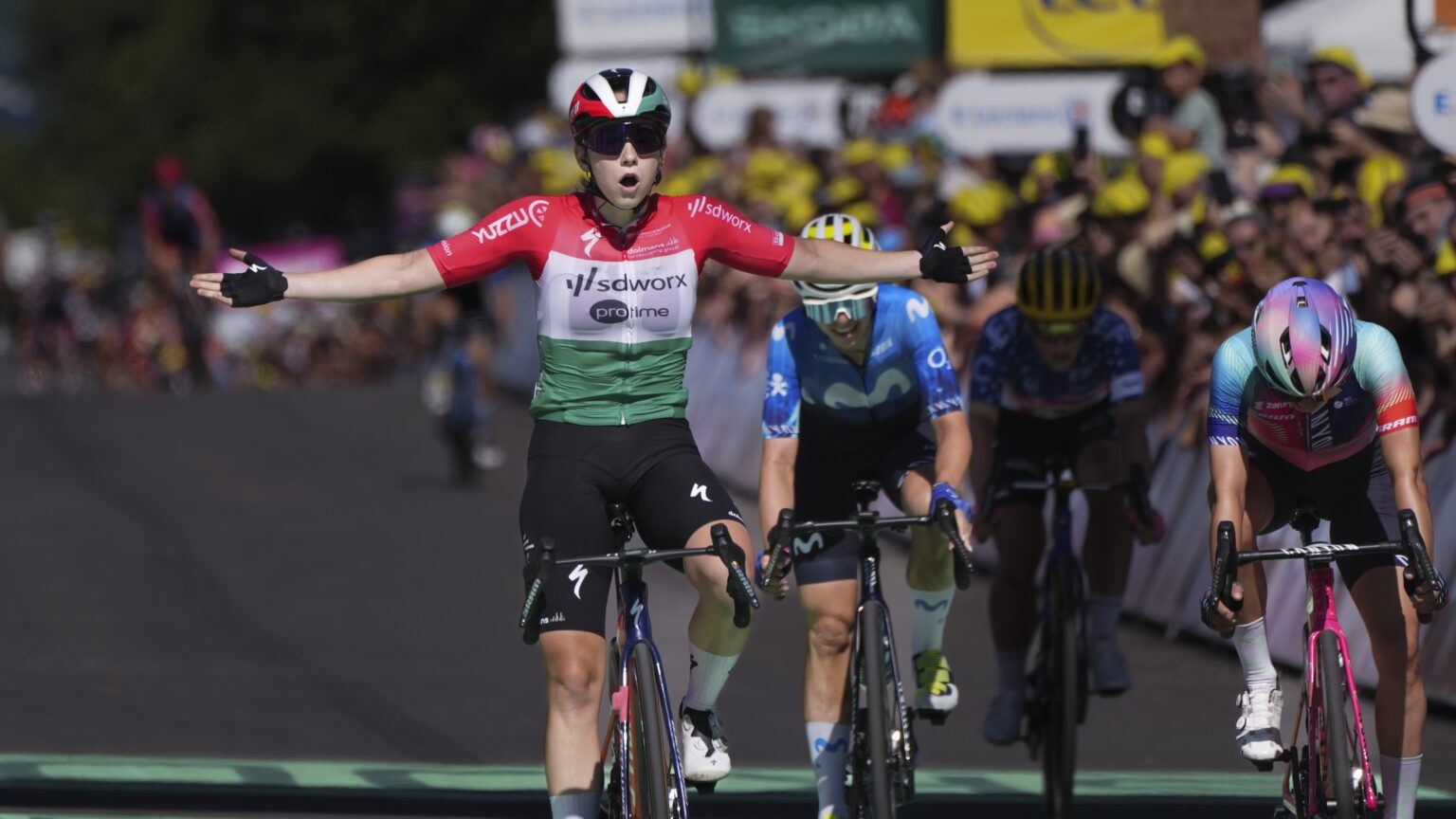 Kata Blanka Vas Claims Victory in Stage Five of Women’s Tour de France