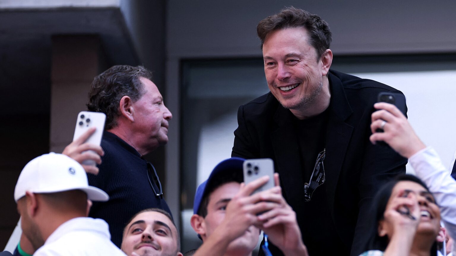 Patriots for Europe Group Nominates Elon Musk for Sakharov Prize