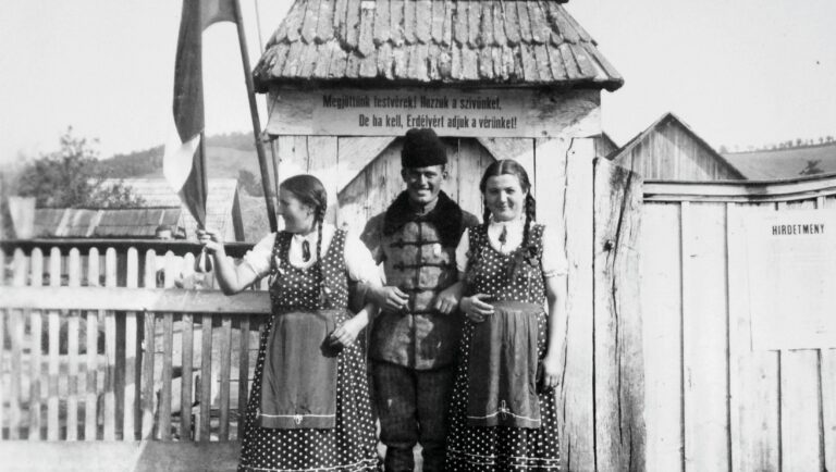 Northern Transylvania during the arrival of the Hungarian troops, 1940