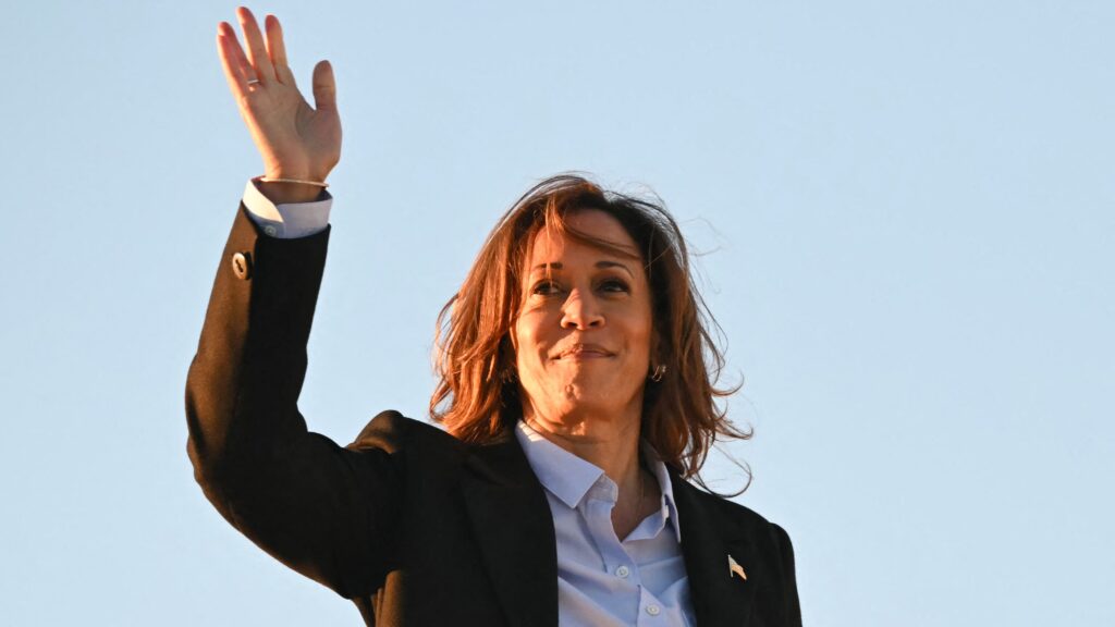 US Vice President and Democratic presidential candidate Kamala Harris waves as she boards Air Force Two departing Pittsburgh International Airport in Pittsburgh, Pennsylvania on 2 September 2024.