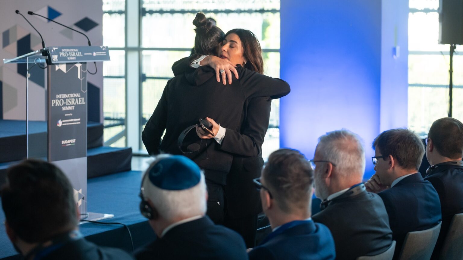 Pro-Israel Summit Concludes in Budapest in Spirit of Camaraderie Between Nations