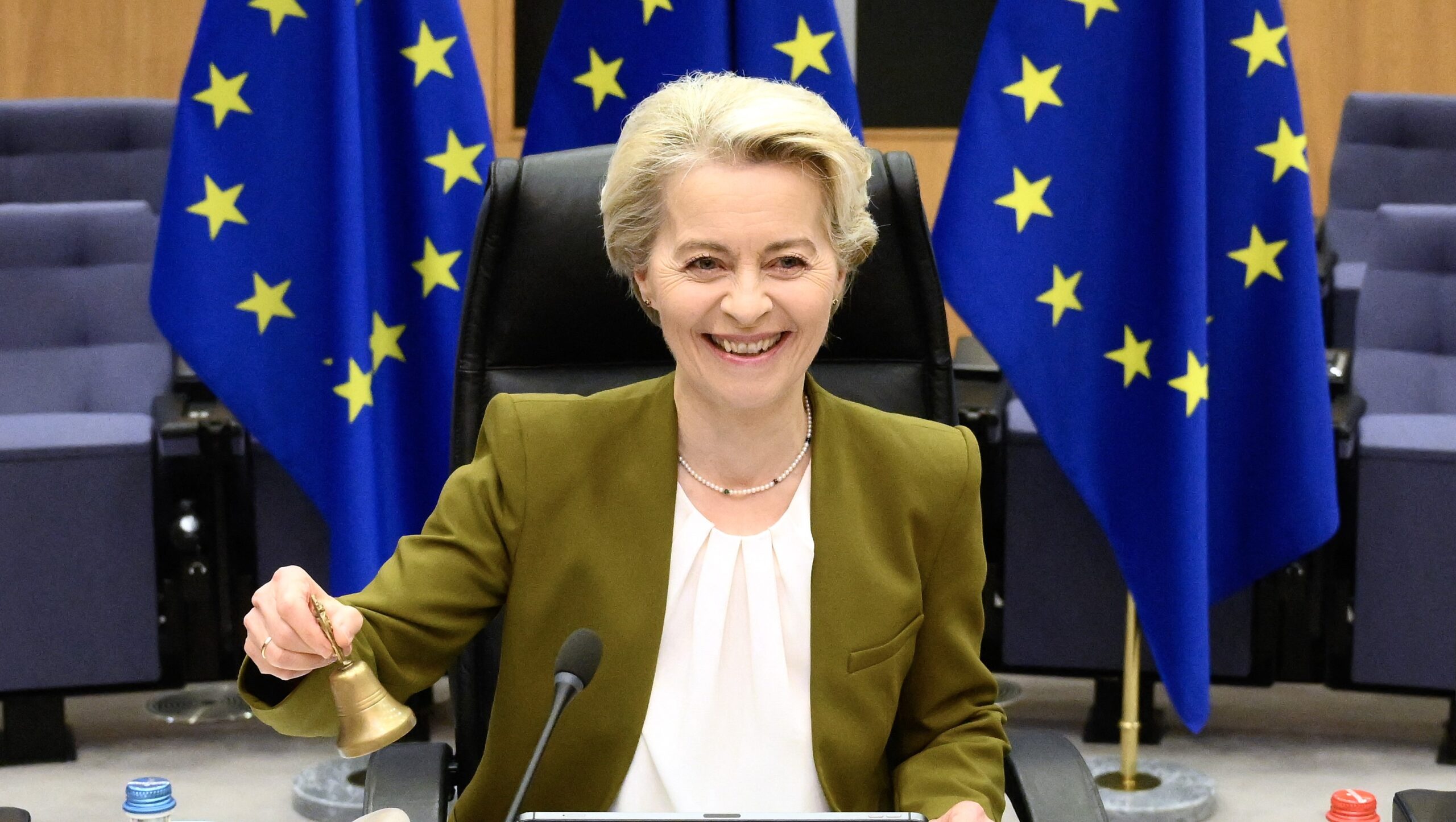 European Commission President Ursula von der Leyen rings the bell during a College meeting at the EU headquarters in Brussels on 30 October 2024.