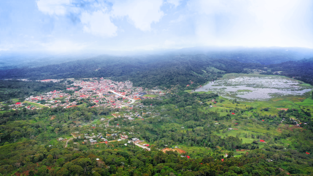 Villa Rica viewed from the Loma del Diablo ridge