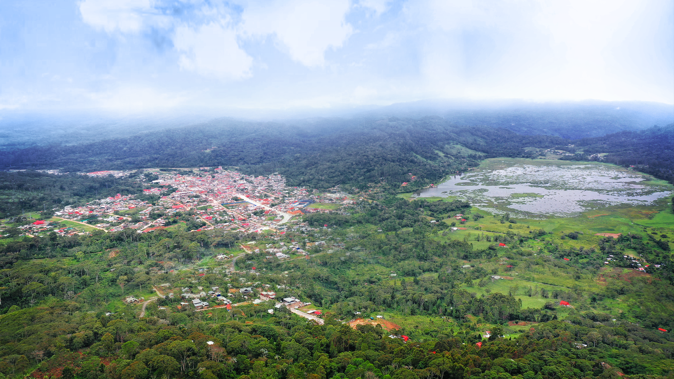 Villa Rica viewed from the Loma del Diablo ridge