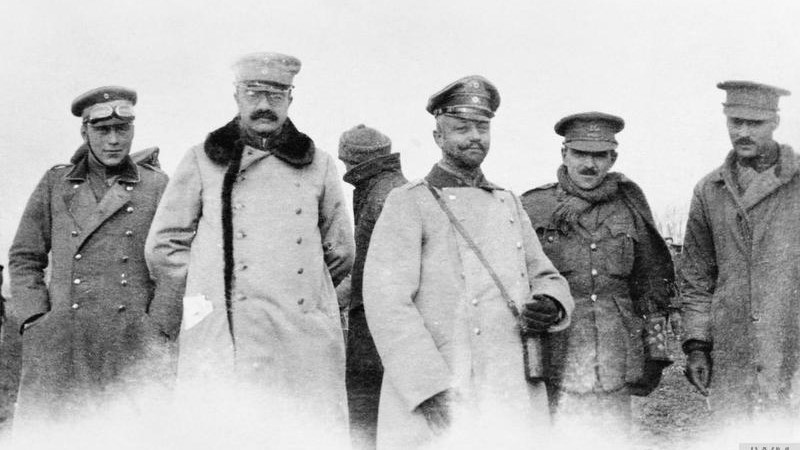 British and German officers meeting in No-Man's Land during the unofficial truce around Christmas in 1914