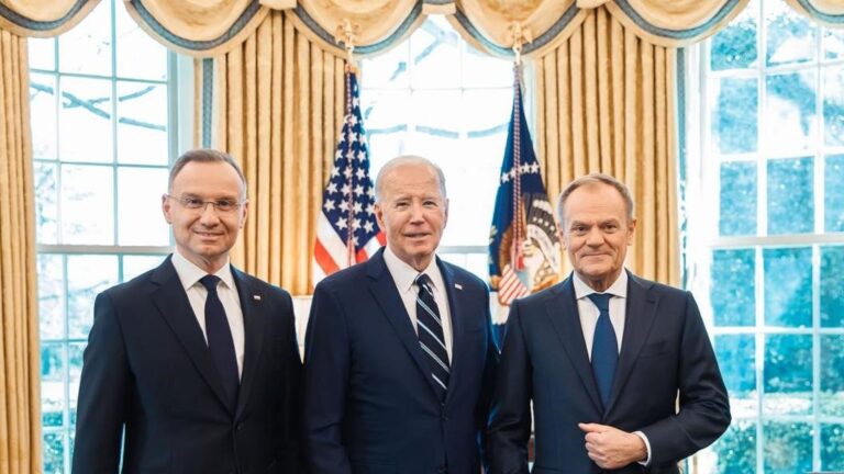 Prime Minister Donald Tusk and President Andrzej Duda with US President Joe Biden in Washington, D.C. on 12 March 2024