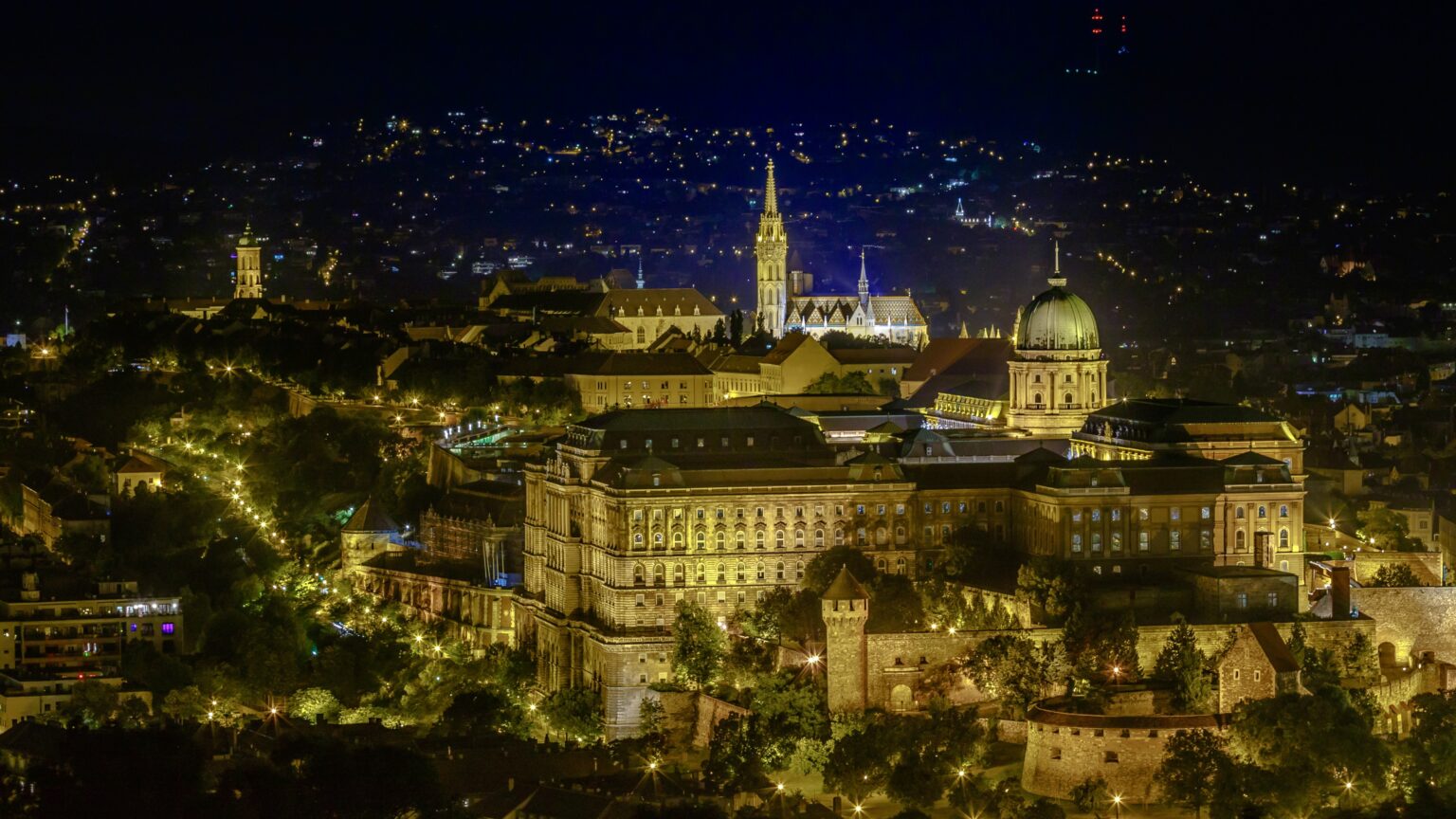 Buda Castle Restoration Reaches New Milestone with Rebuilt Historic Landmarks