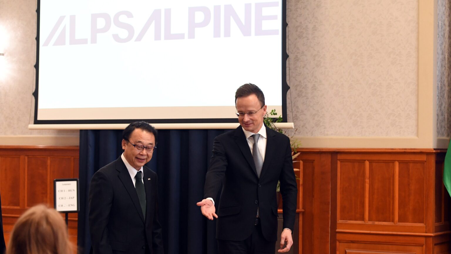 Hungary Strengthens Economic Ties with Japan as Alpine Expands in Biatorbágy