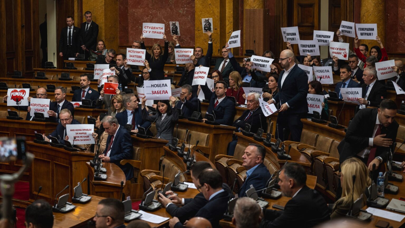 A Closer Look at the Most Chaotic Day of Modern Serbian Democracy